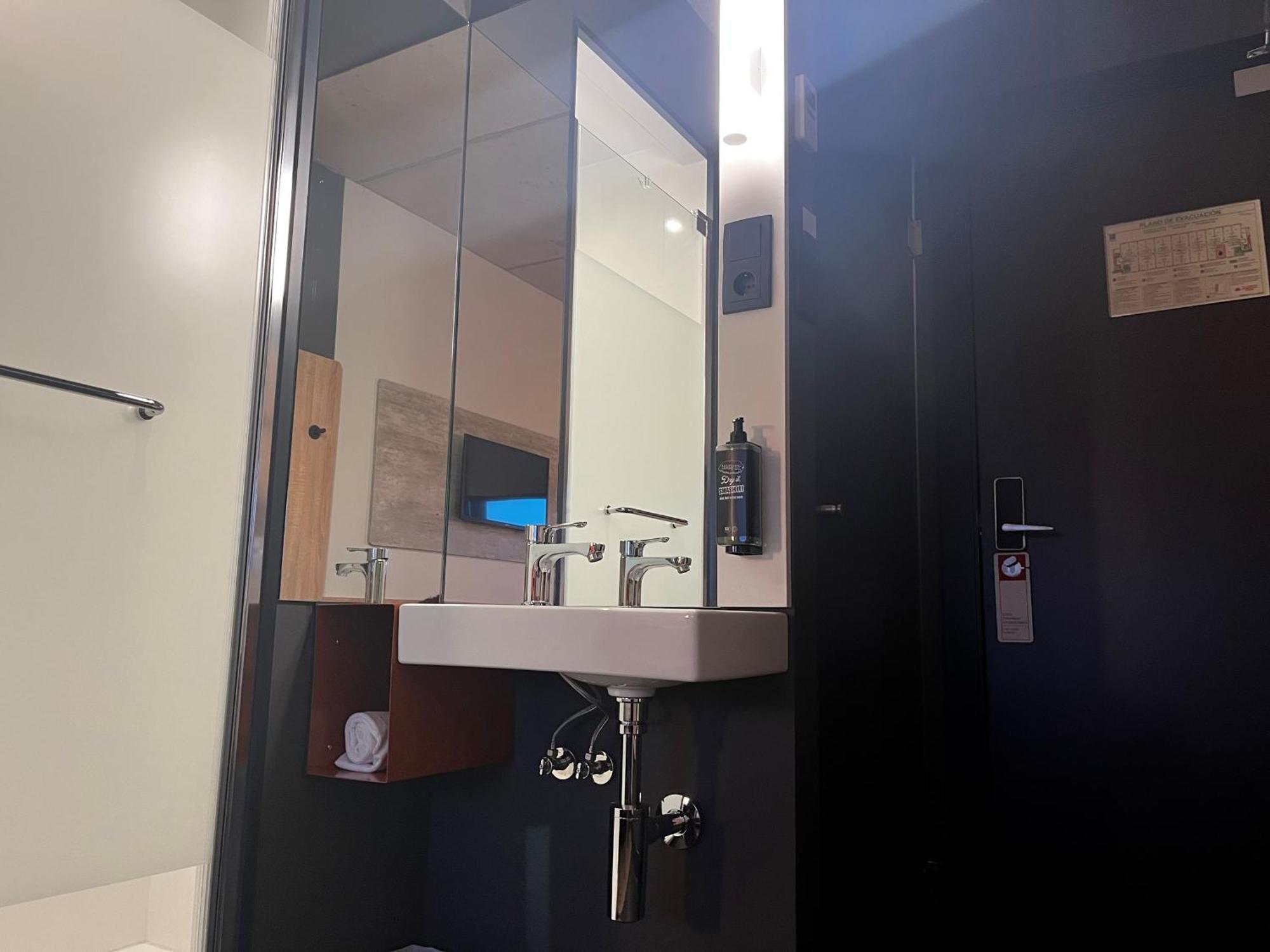 Ibis Budget Madrid Aeropuerto 外观 照片