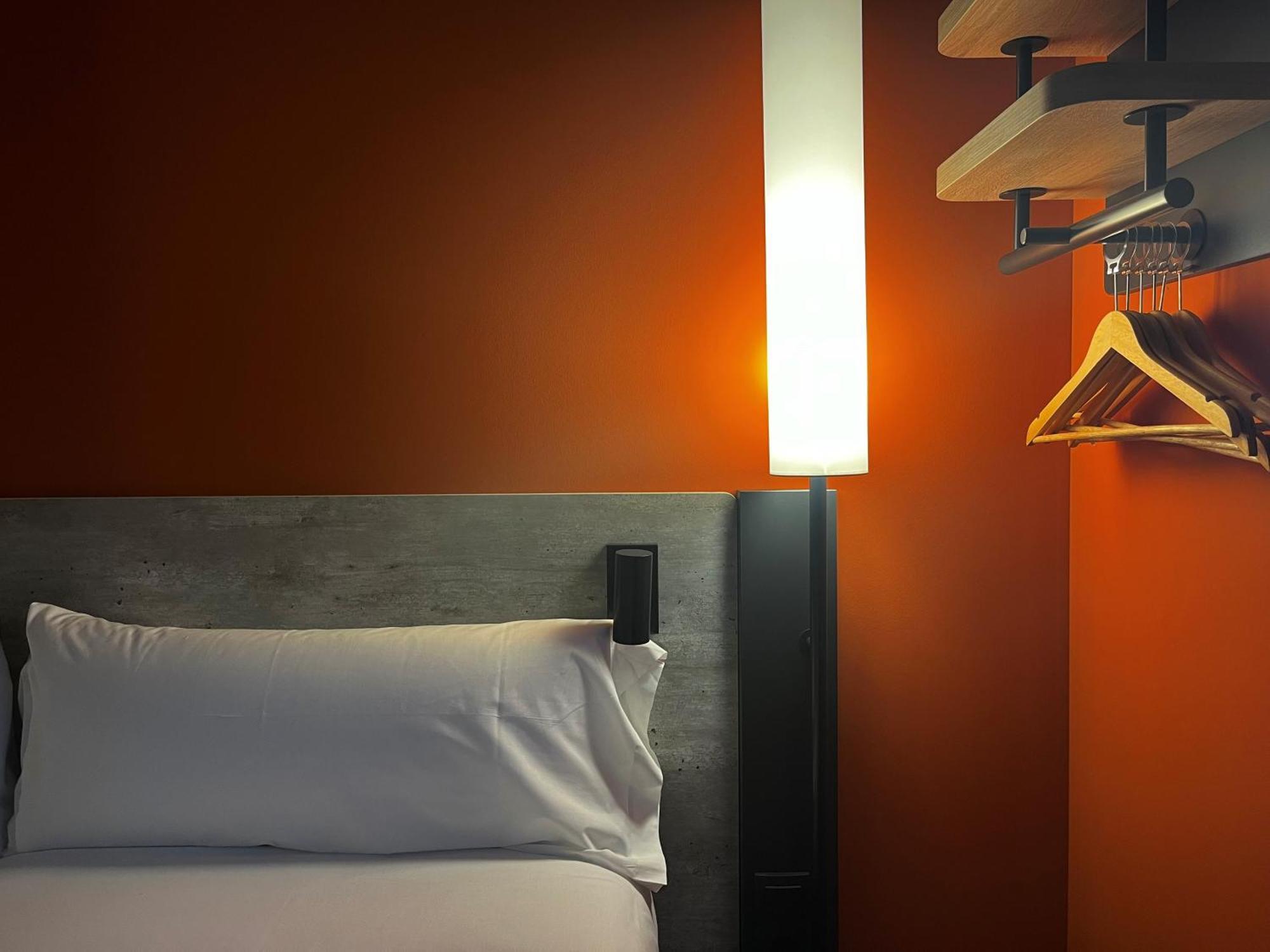 Ibis Budget Madrid Aeropuerto 外观 照片