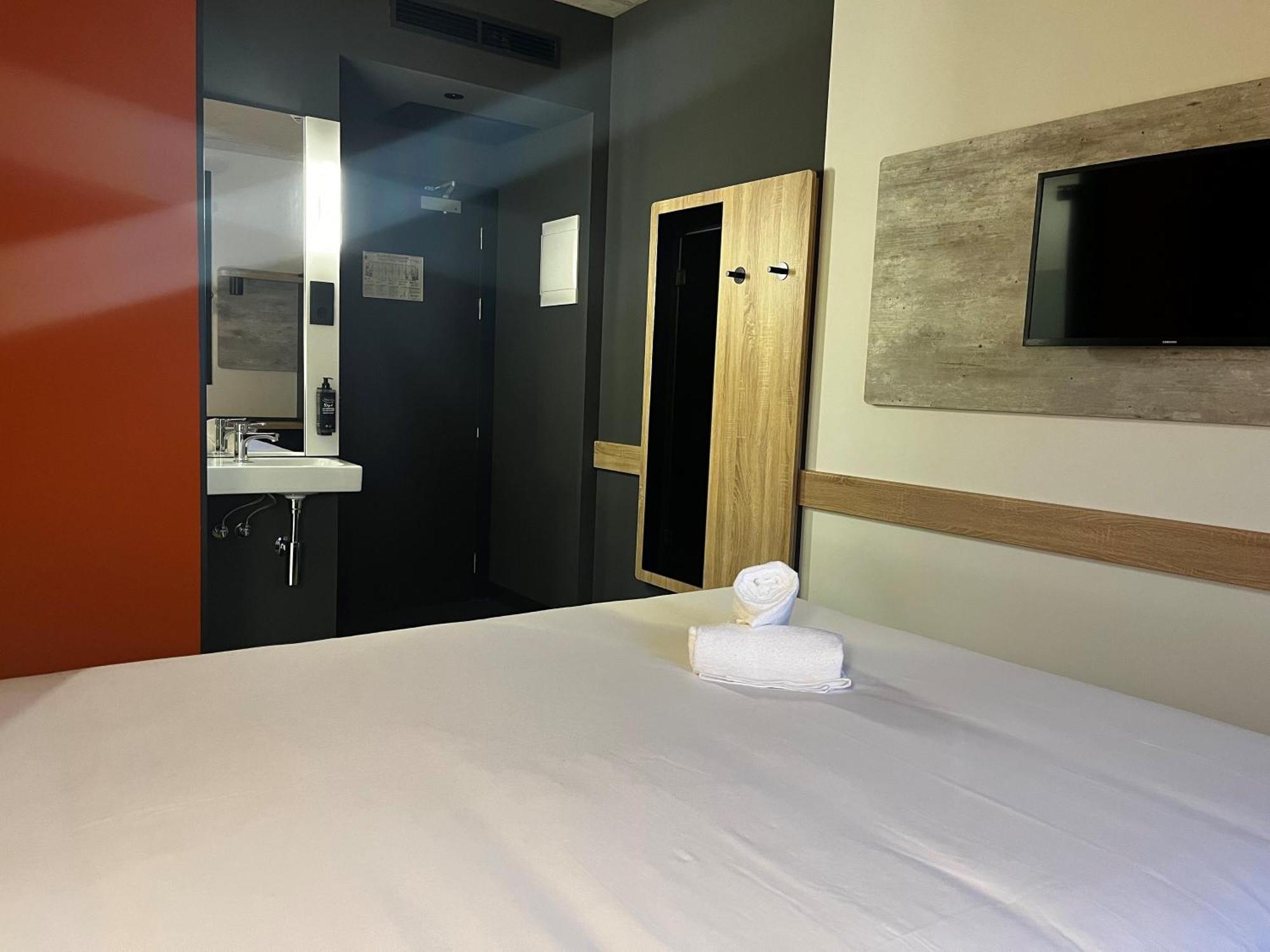 Ibis Budget Madrid Aeropuerto 外观 照片