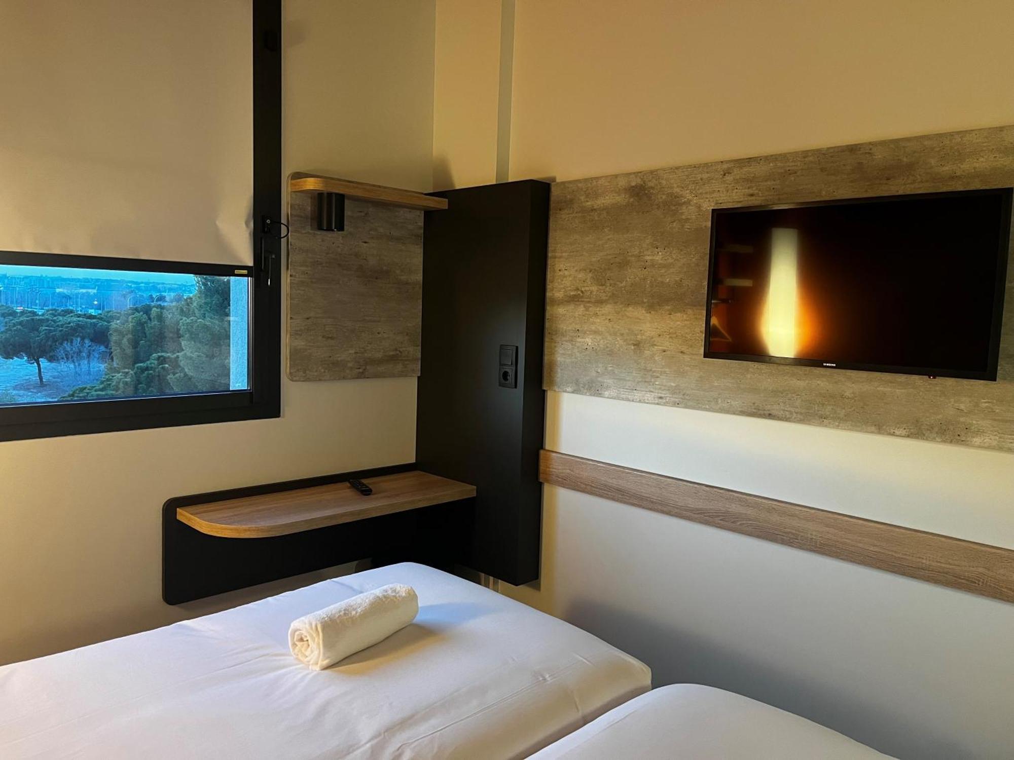 Ibis Budget Madrid Aeropuerto 外观 照片